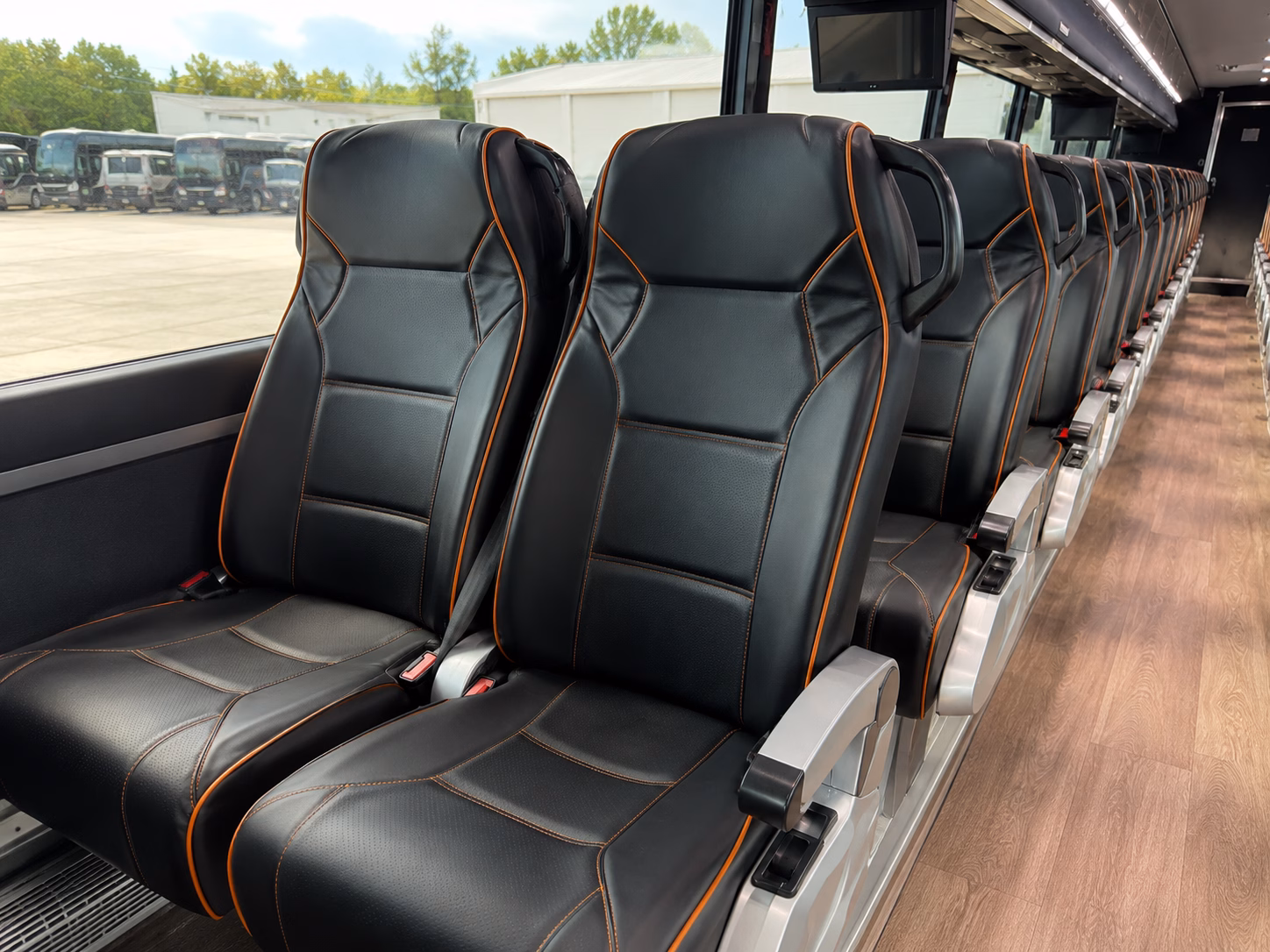 use a charter bus to arrive at santa anita park in style